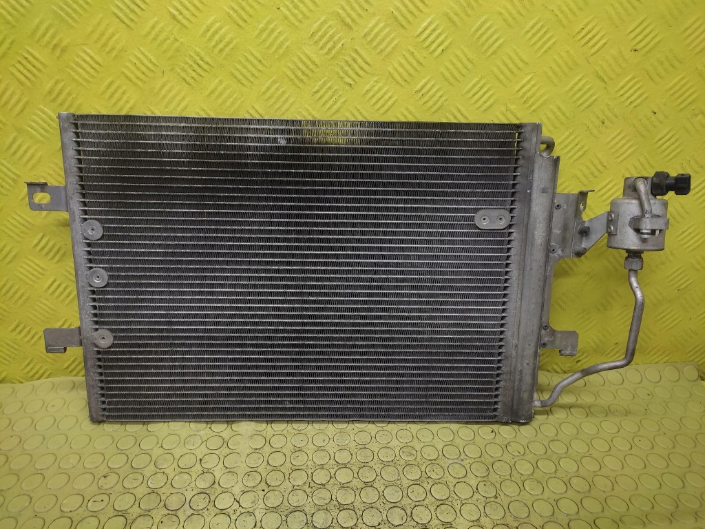 фото №1, Mercedes a160 радіатор конденсатор кондиціонера