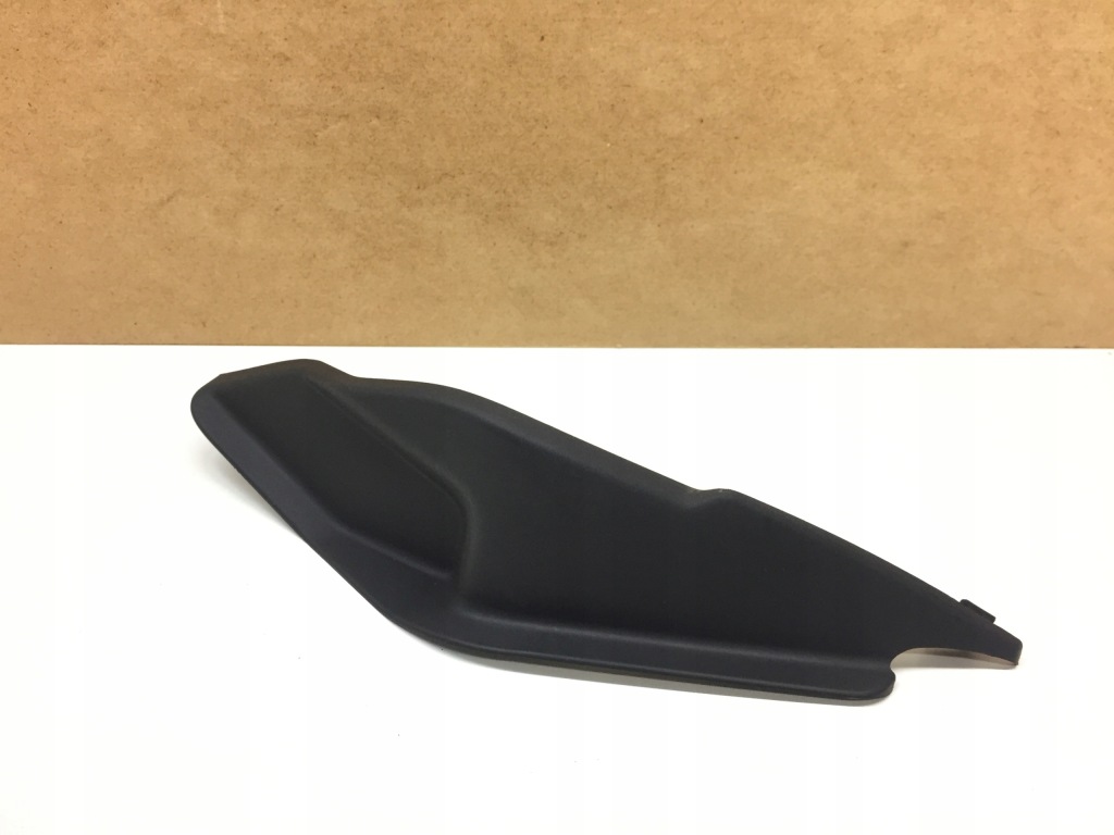 фото №1, Citroen c4 iii завершення жабо молдинг права