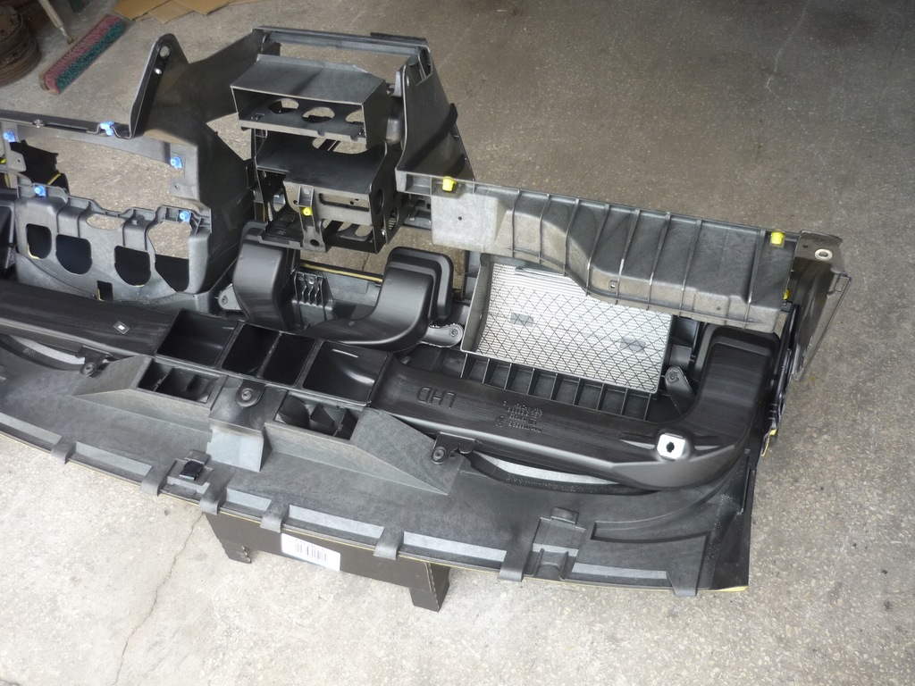 фото №16, Панель приладів + подушка + натягувачі + датчик / opel vectra c signum lift / 05-08