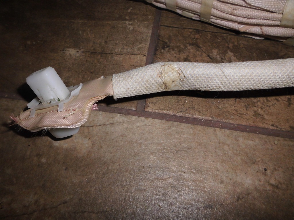 фото №4, Mazda 2 najnowsza шторка безпеки права сторона