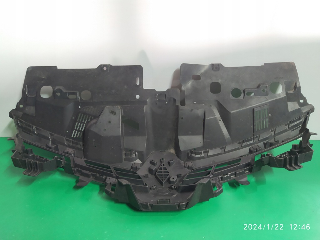 фото №7, Решётка радиатора бампера передний renault clio iv przed lift 622563184r 12-2016