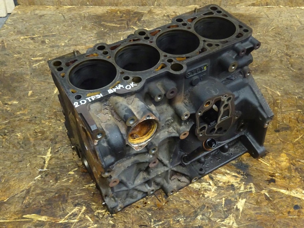 фото №10, Golf v audi tt 8j a3 8p 2.0 tfsi bwa axx блок двигуна підпори вала