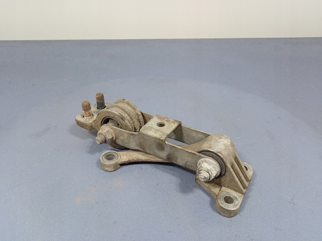 фото №4, Volvo xc90 i 2.9 t6 подушка двигателя 9179014