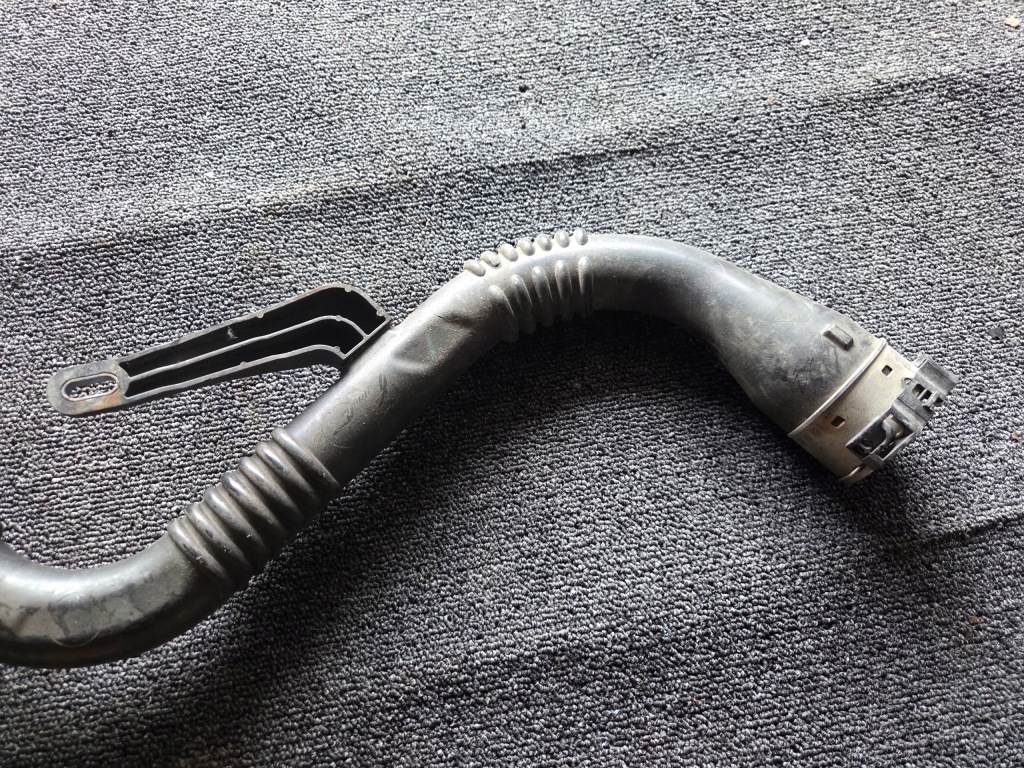 фото №2, Труба интеркулер renault clio iv lift 0.9 1.2 tce 2016- 104954a