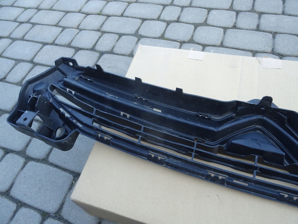 фото №5, Citroen c-elysee 12-17 кронштейн решітка оригінал