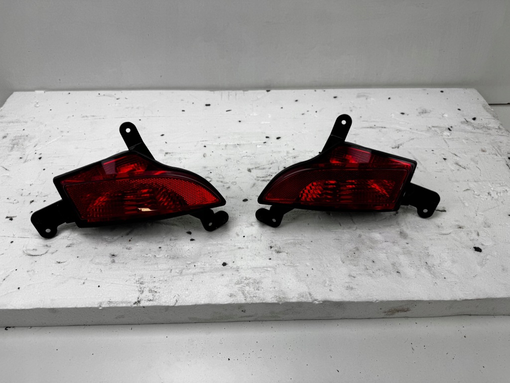 фото №1, Jaguar e-pace лампа лампа бампера задня протитуманна комплект!