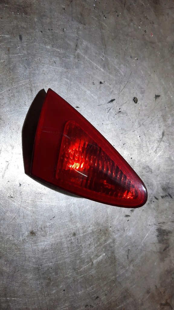 фото №1, Лампа задня ліва кришка багажника 147 05r 1.6b