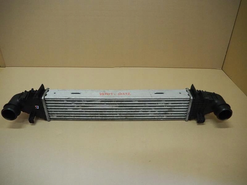 фото №1, Радиатор интеркулер mercedes w204 w212