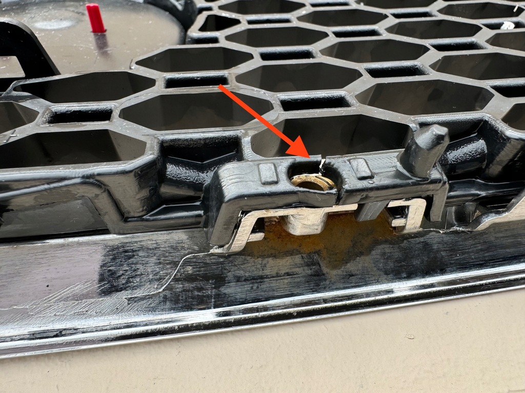 фото №15, Jaguar f-pace 16r- решётка радиатора решётка радиатора бампера перед передняя hk83-018k28 хром