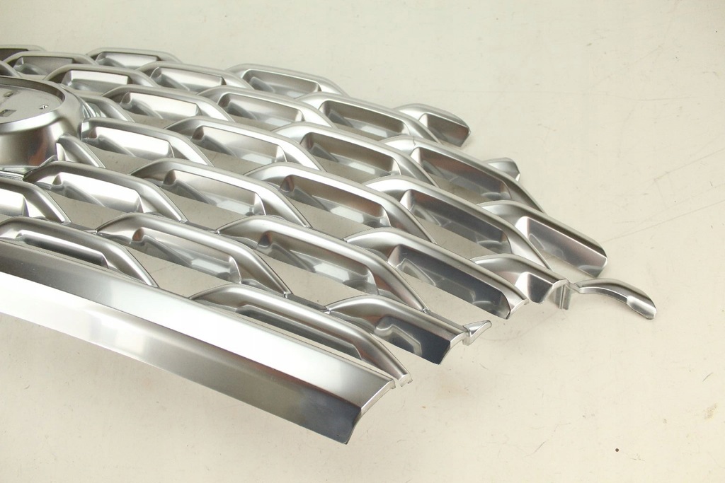 фото №9, Решітка радіатора решітка радіатора ford explorer platinum lb5b-8150-daw