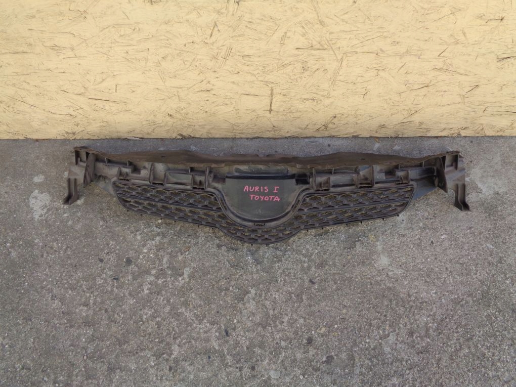 фото №1, Toyota auris i 06- решётка радиатора решётка радиатора