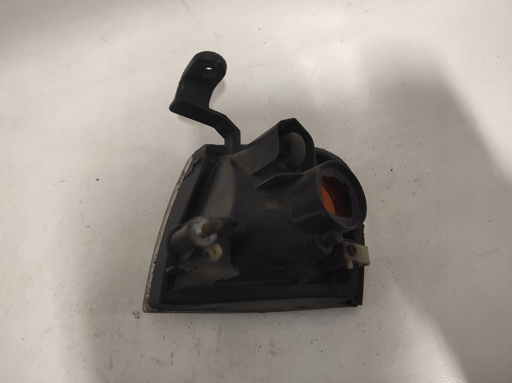 фото №6, Suzuki baleno поворотник правый поворотник