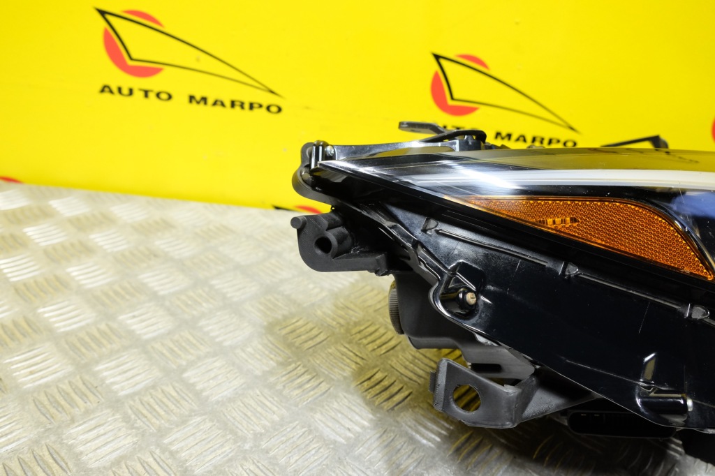 Lexus is is200t is250 is300h is350 2021- фара фара led r америка Оригінал