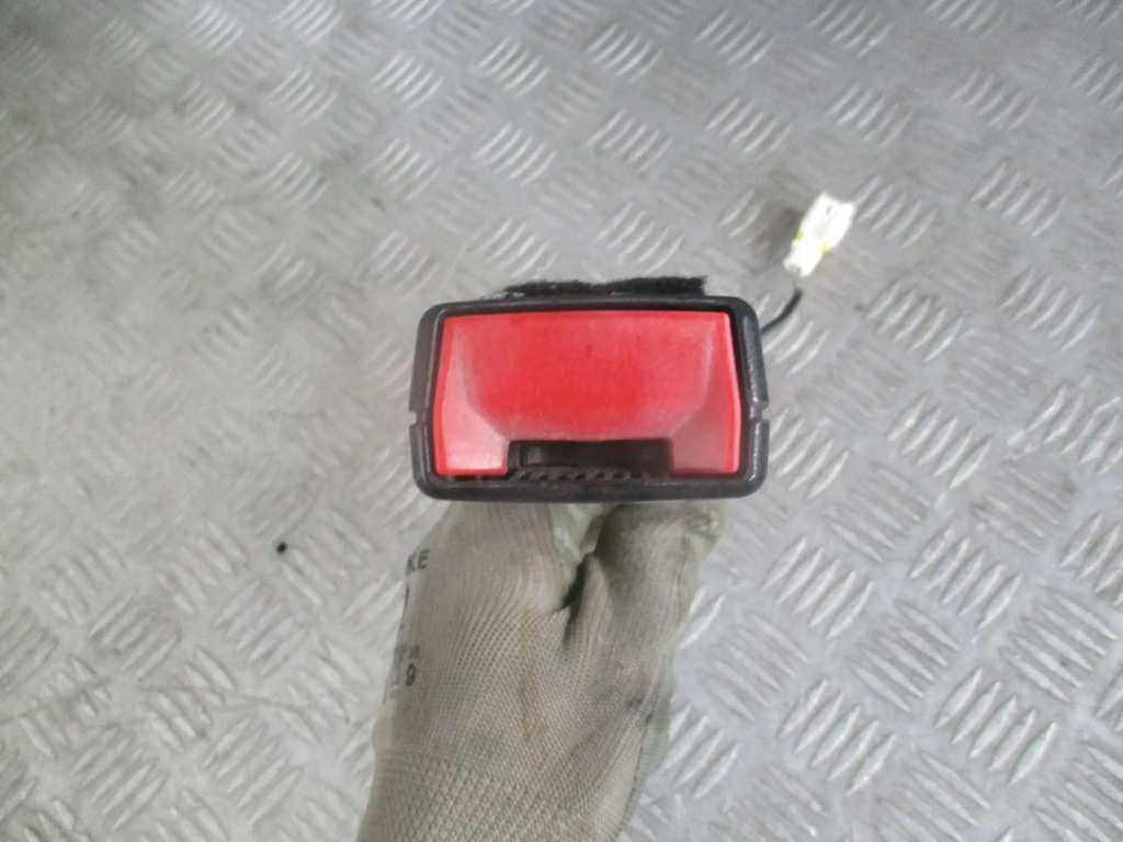 фото №7, Клипса поперечина левый перед 9681989580 peugeot 3008 1.6 hdi 09-14 r