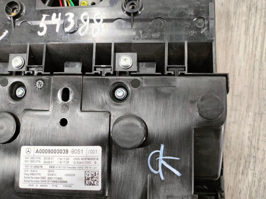 фото №12, Mercedes gle w 167 лампа освітлення кабіни a0009000039-9051