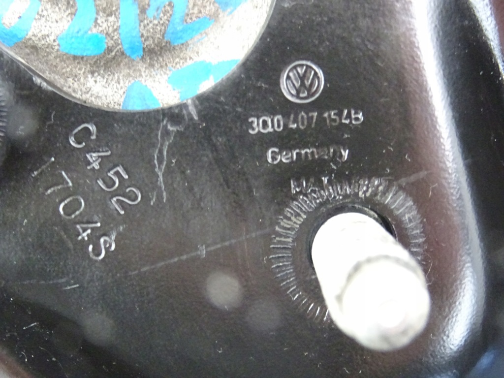 Seat ateca важіль перед правий передній 3q0407154b Київ