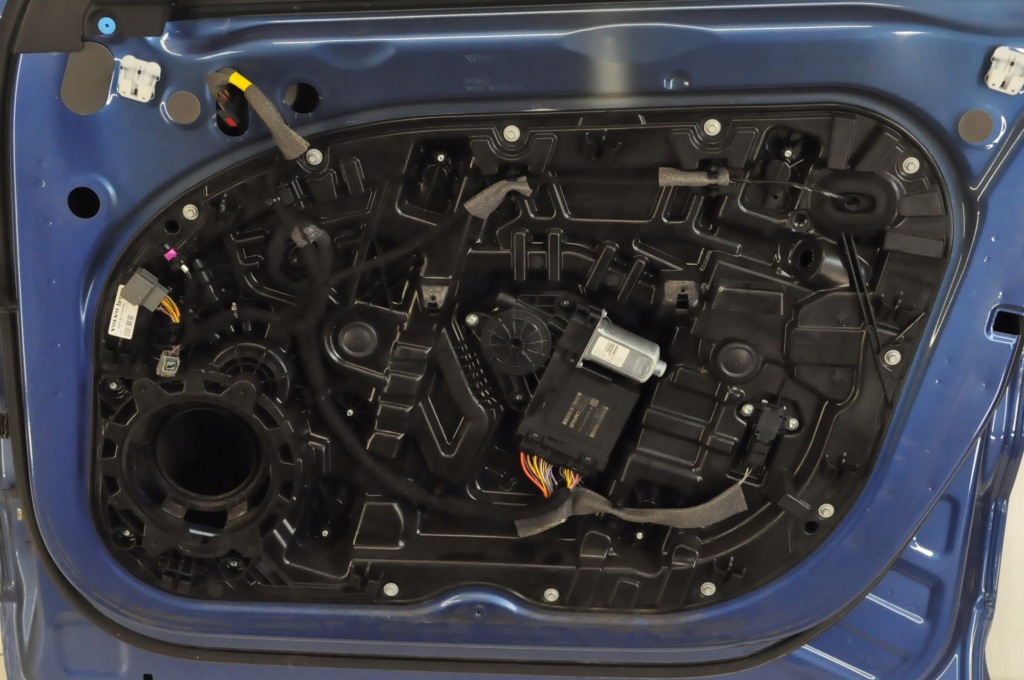 фото №11, Volvo xc60 ii двері правий перед передні праве 720