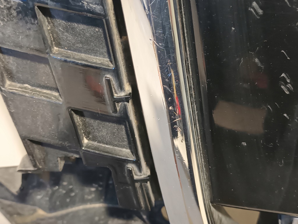 Бампер передний audi q3 i 8u0 перед + решётка радиатора 2011 - 2015 с Разборки