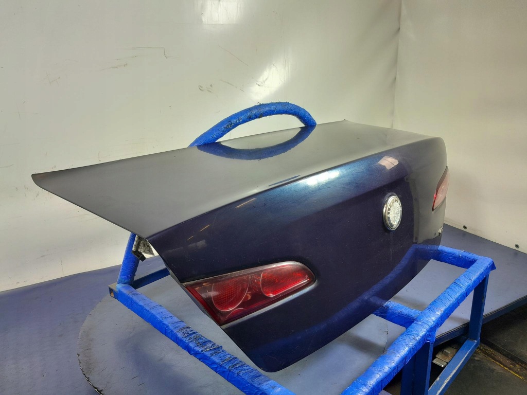 фото №2, Alfa romeo 159 sedan задняя крышка багажника багажника лампы задняя 567/a