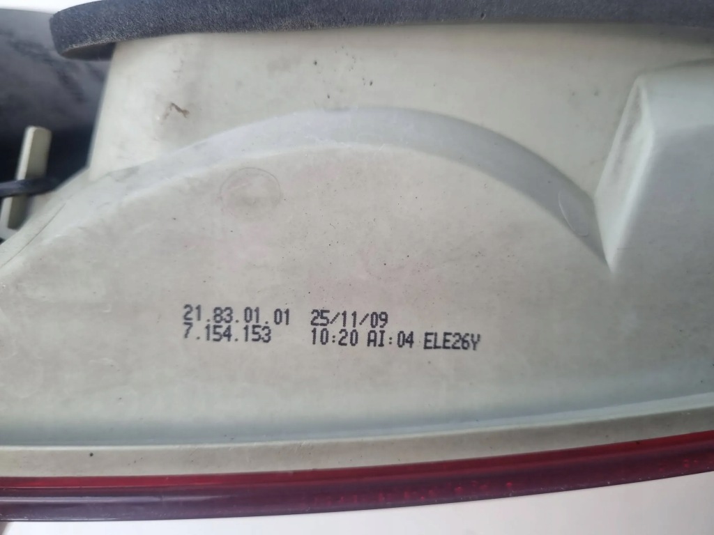 фото №8, Bmw 3 e90 лампа ліва задня w крила led 7154153 europa