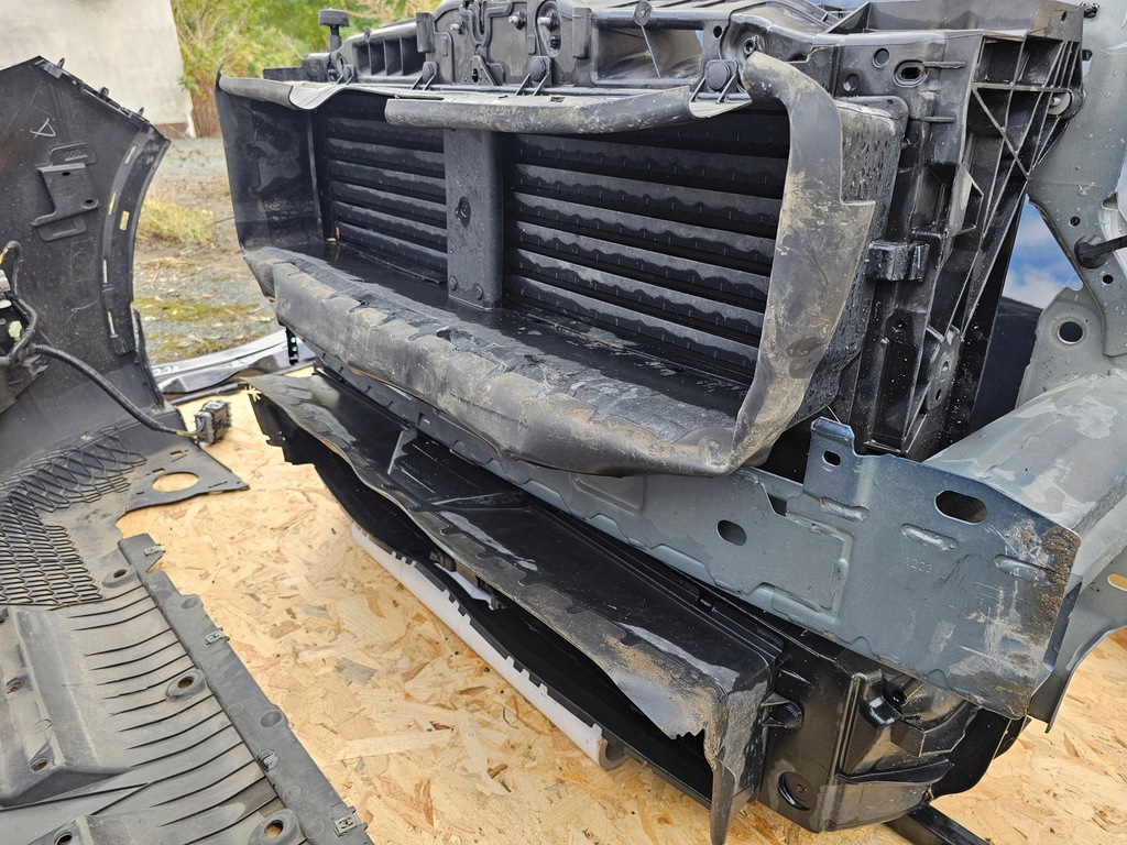 фото №11, Ford kuga mk3 st-line перед капот бампер лампы