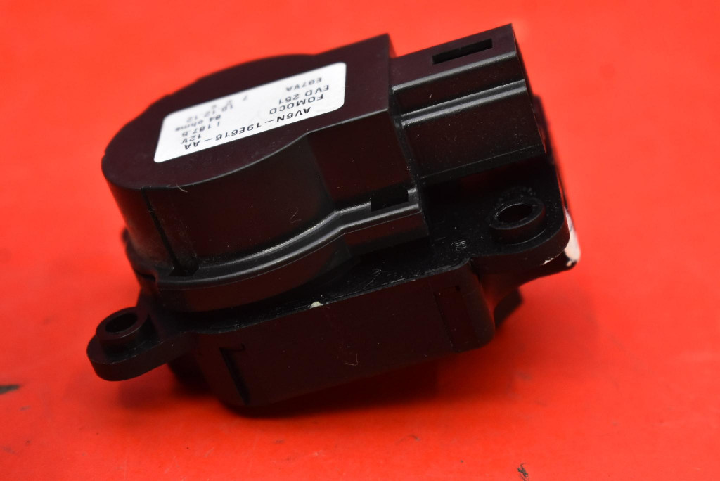 Моторчик отопителя av6n-19e616-aa ford c-max mk2 2.0 hybrid 188 km 10-15 Недорого