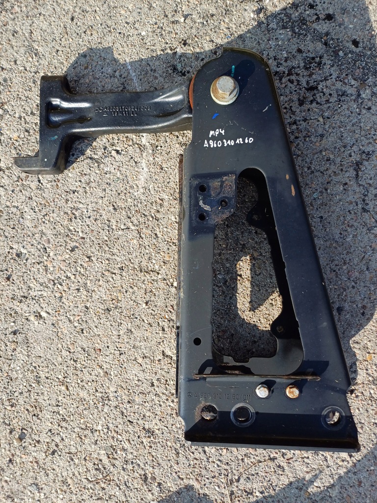 фото №1, Mercedes actros mp4 кронштейн кабины левая правое