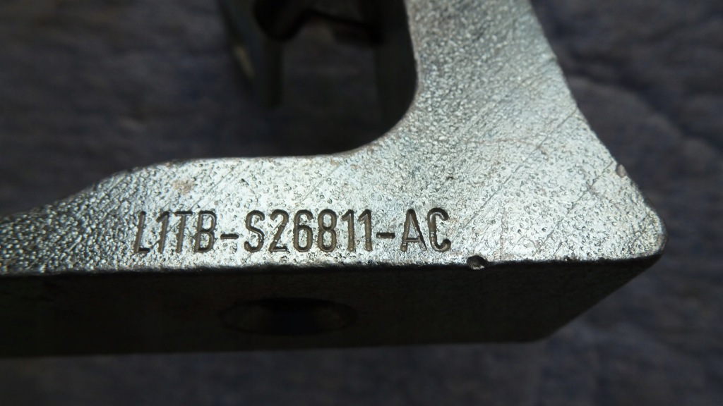 фото №5, Ford петля дверь l1tb-s26811-ac