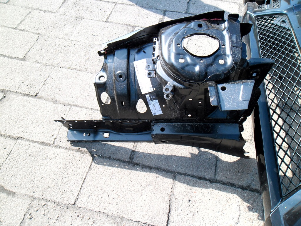 фото №1, Mercedes cla 117 лонжерон підкрилок чверть