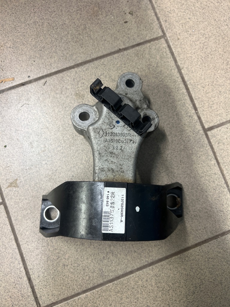 фото №1, Кронштейн подушка двигателя clio iv 1.2 dacia