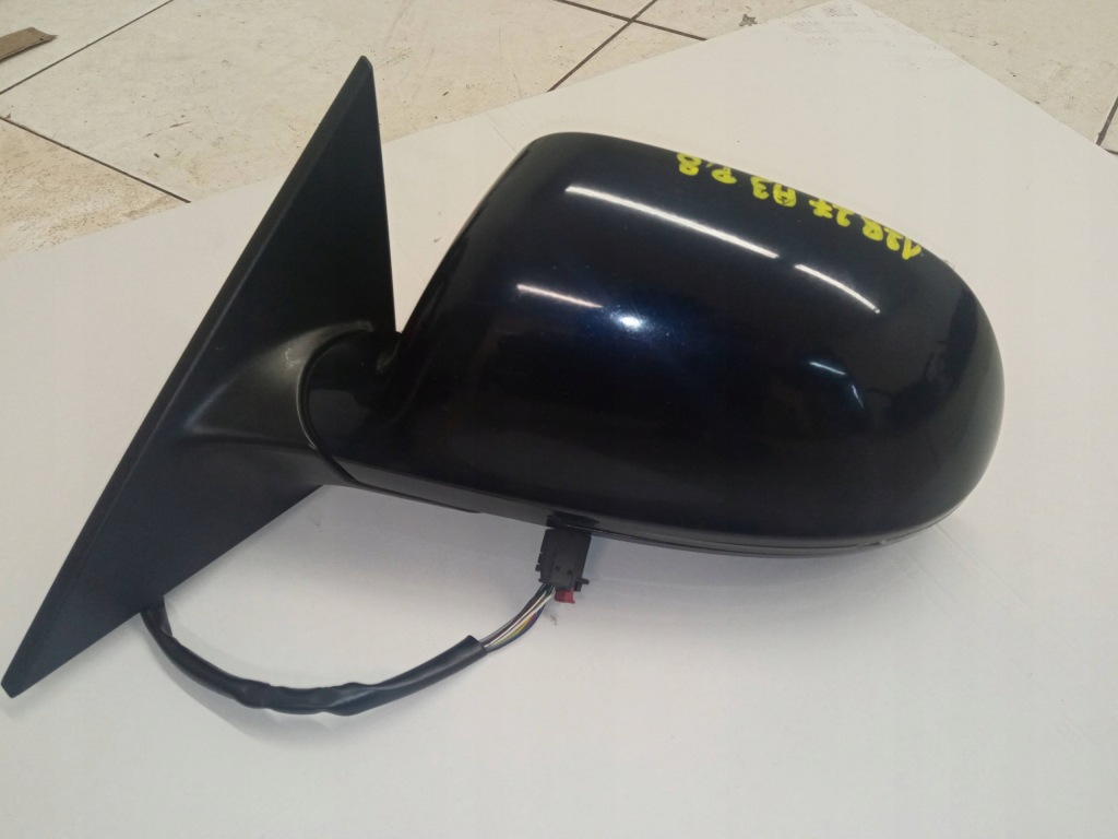 фото №1, Audi a3 8p lift cabrio 08r- дзеркало ліва 8p lz5a