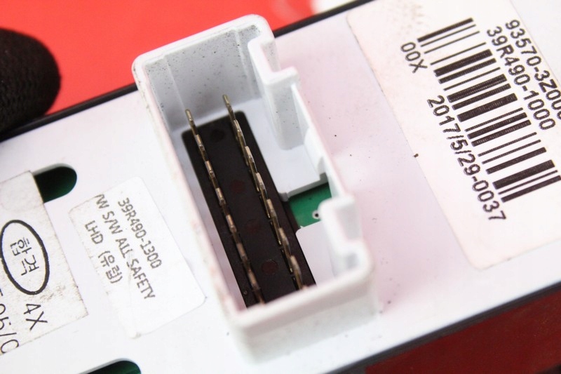 фото №11, Панель управление окон eu 93570-3z000 hyundai i40 i 40 lift 11-19