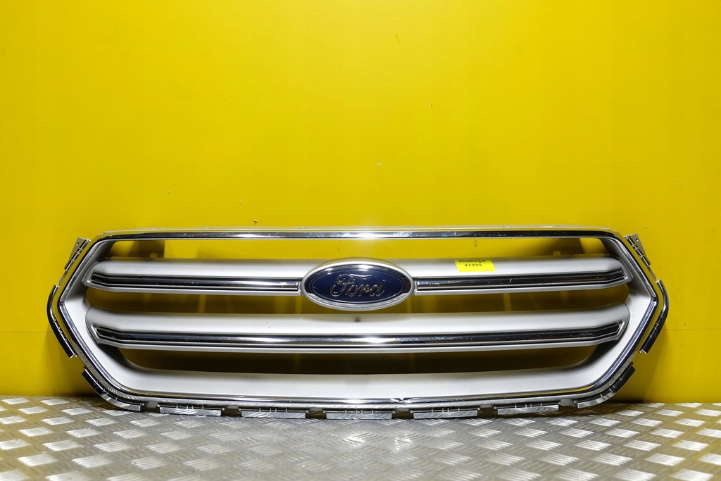 фото №1, Ford escape 2017-2019 решётка радиатора решётка радиатора перед usa