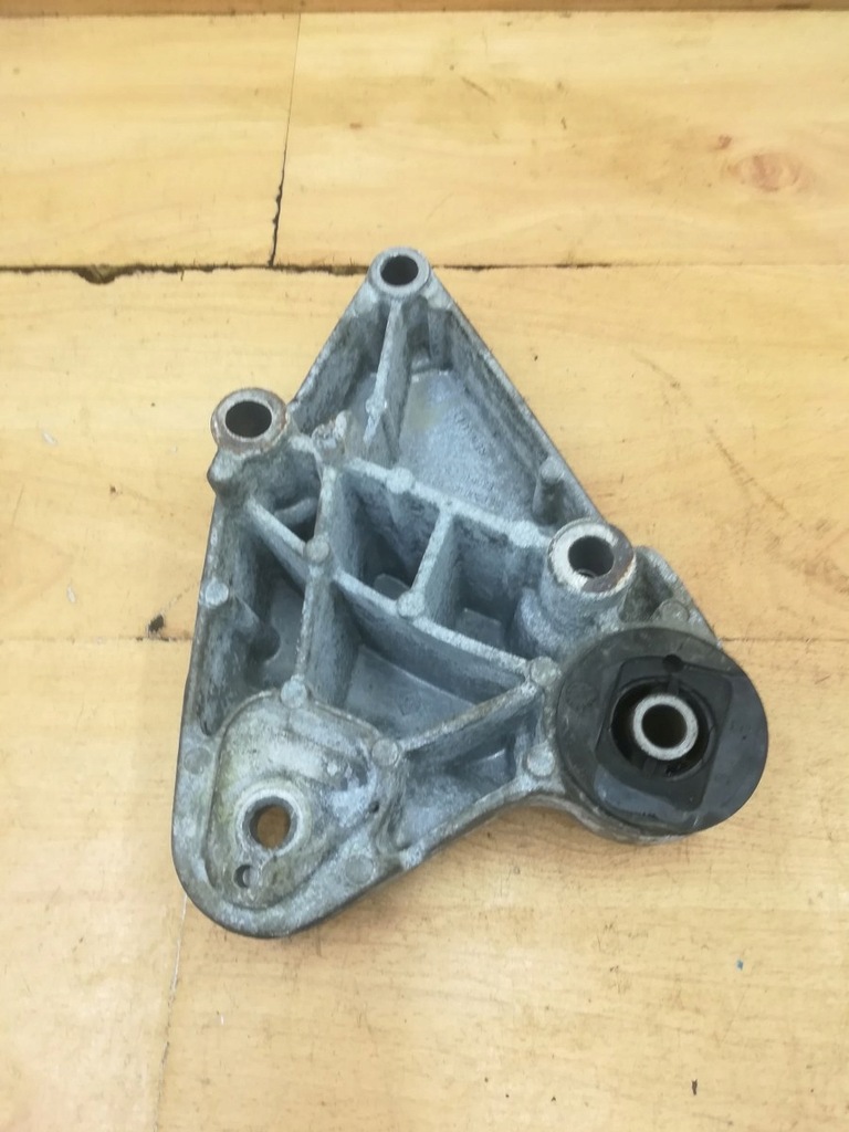 фото №2, Кронштейн кронштейн двигуна renault espace iv 3.5 v6