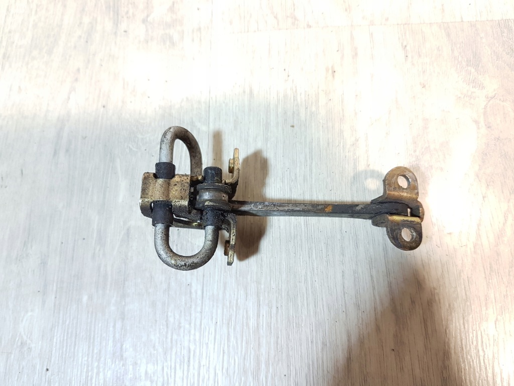 фото №10, Ограничитель дверь задняя alfa romeo 156