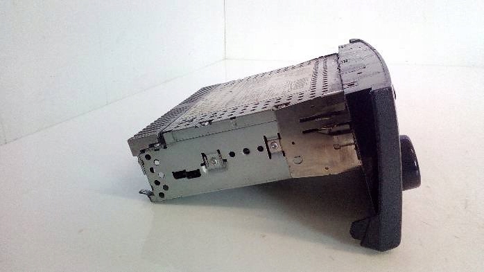 фото №5, Радиопроигрыватель mitsubishi colt vi 2008r.