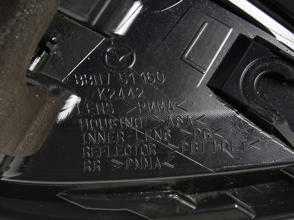 фото №8, Лампа лівий задня задня w крила mazda 3 ii bl hb eu europa