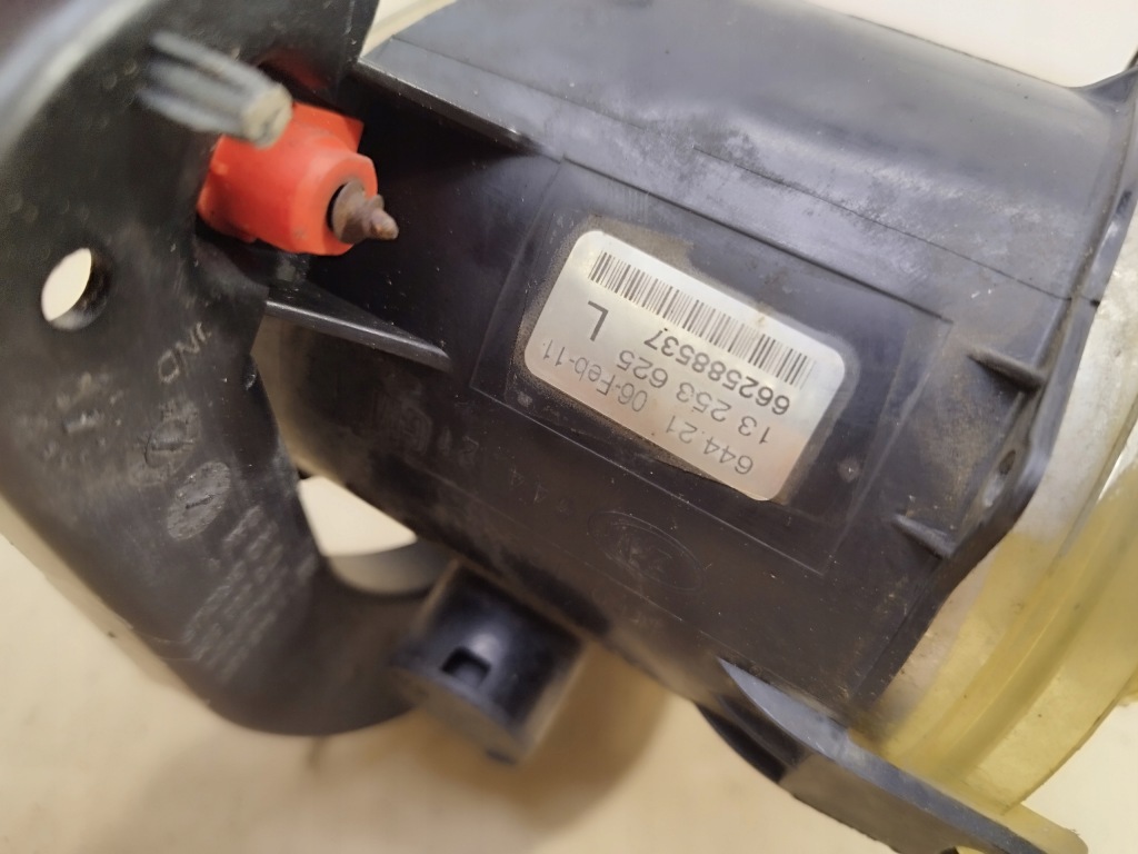 Противотуманная фара левый кронштейн бампера перед opel corsa d рестайлинг  2010-2014 13345360 в Украине