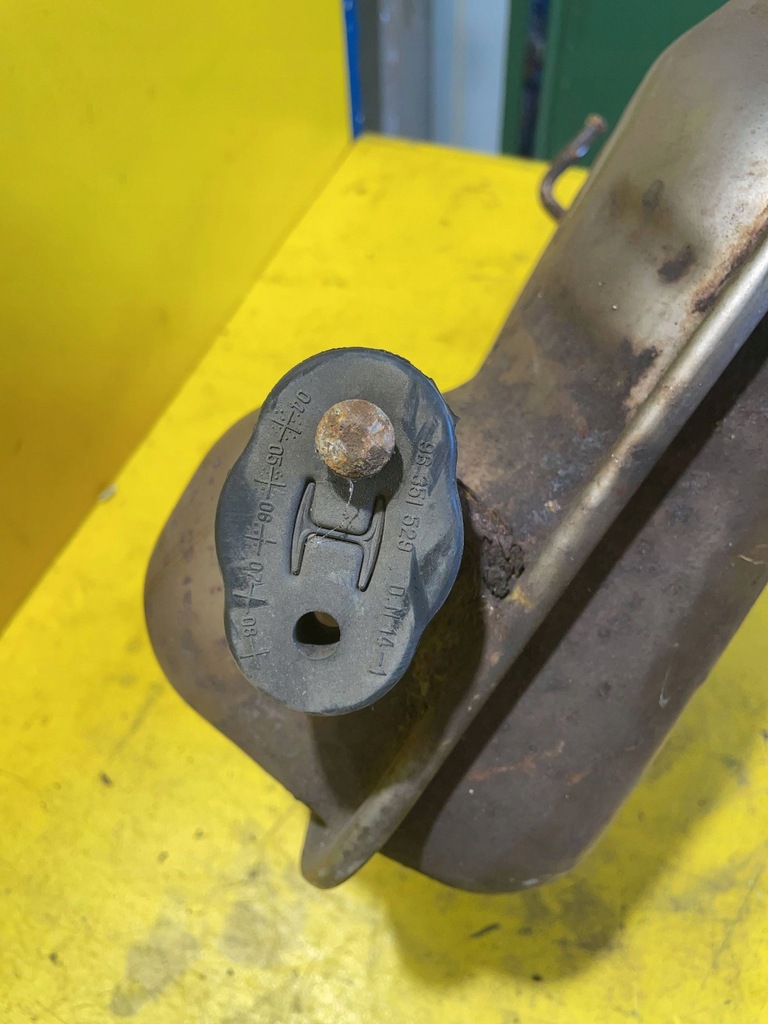 фото №9, Chevrolet captiva 2007 гаситель конечный левый