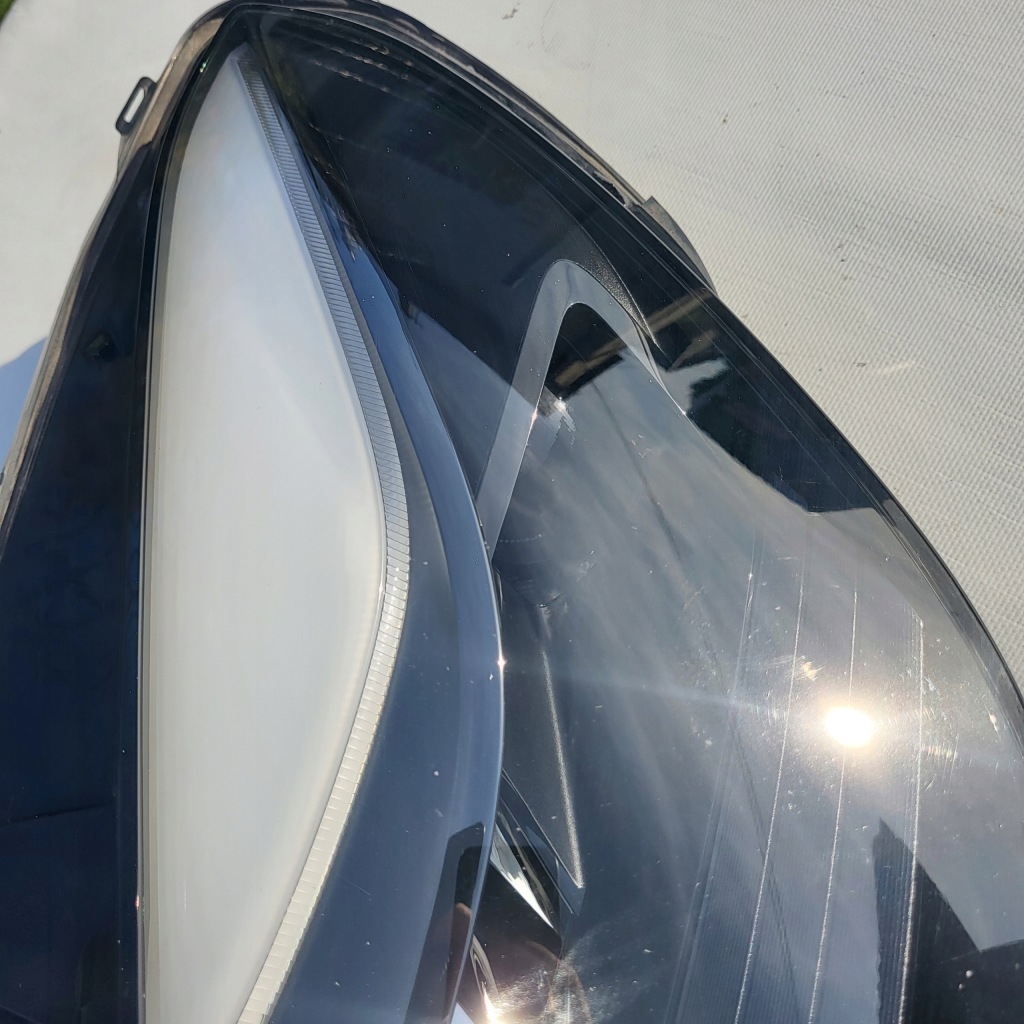 Tesla model y 3 lift лампа правая перед Недорого