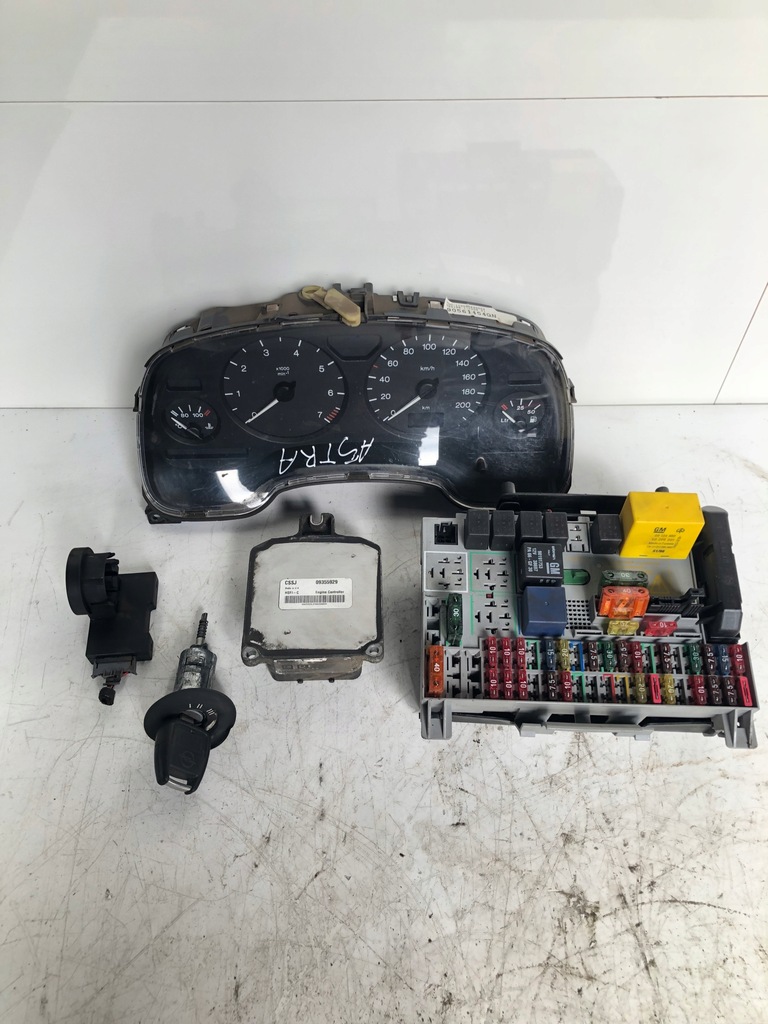 фото №1, Блок управления набор стартовый opel astra ii 09355929 cssj