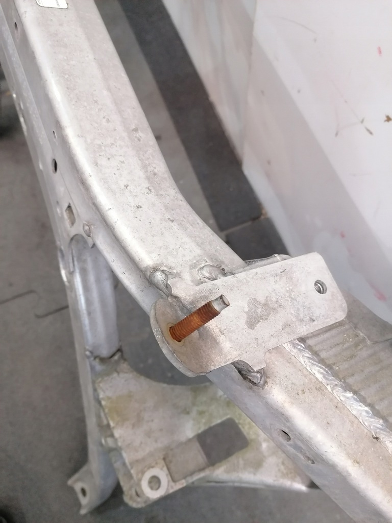 фото №4, Подрамник перед bmw 5 e60