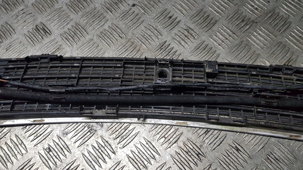 фото №12, Mercedes w203 впуск повітря омивачі капот 744