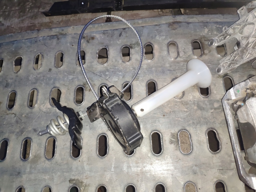 фото №1, Подъемник кронштейн колеса запасного запаска ram 2019-