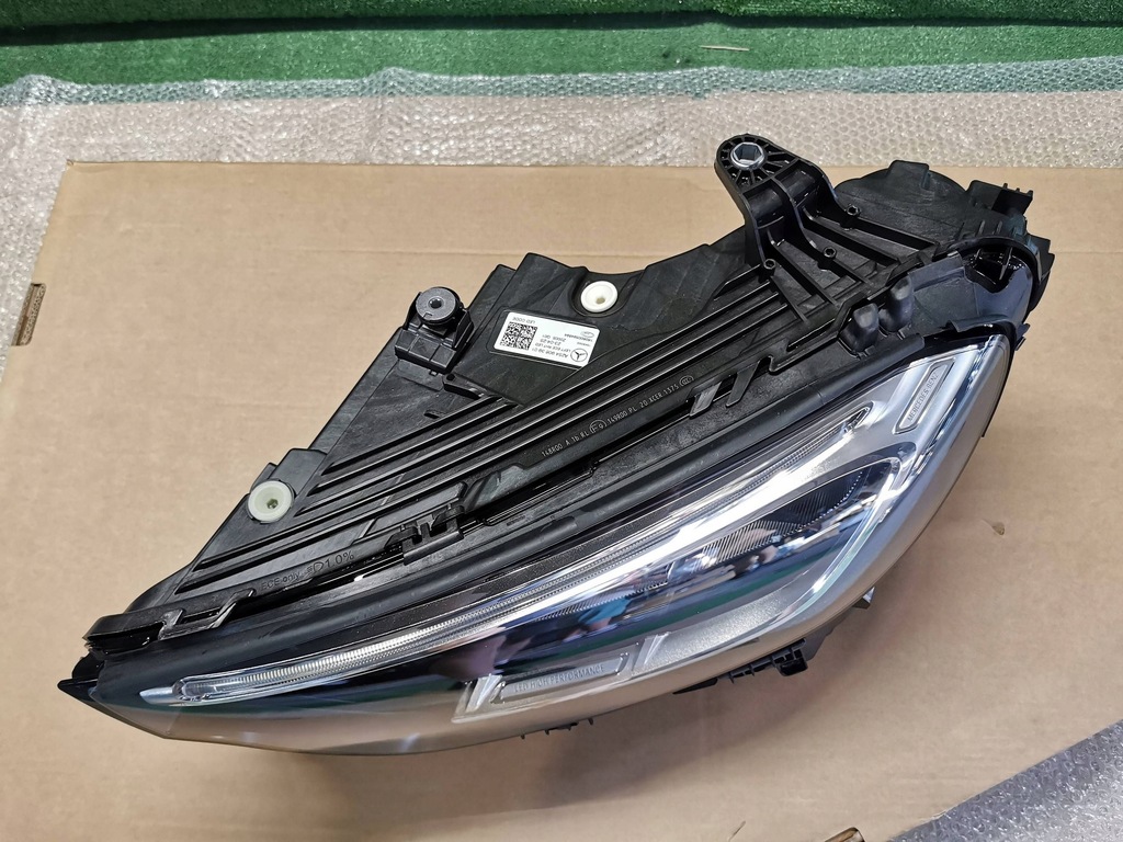 фото №6, Mercedes glc w254 x254 23- лампа передняя левая idealna nowa a2549063901