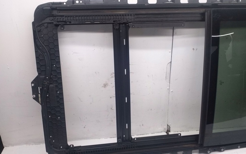 фото №5, Bmw 5 f10 f11 2011 люк комплект