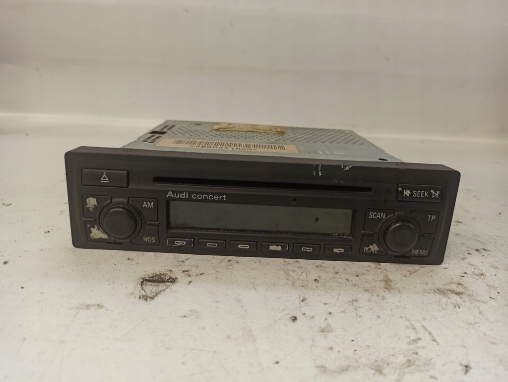 фото №1, Audi a6 c5 lift радиопроигрыватель радио concert 4b0035186q