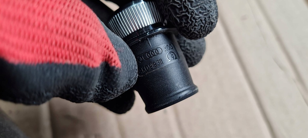 фото №6, A6 c8 4k заглушка разъём прикуривателя 12v 4k0919311 sq7 4m q7 q3 q5