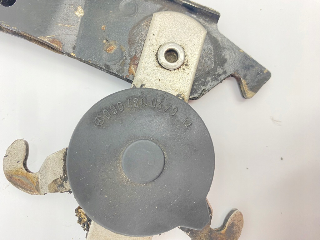 Механізм łączący троси гальма стояночного ручні mercedes w140 0004200479 Ціна