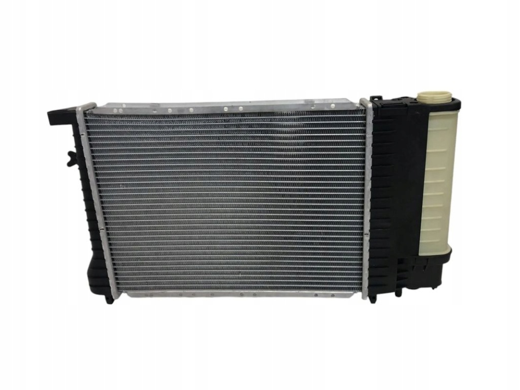 Bmw e30 1.6 1.8 100km 102km 113km 115km 136km механическая коробка передач радиатор воды Киев